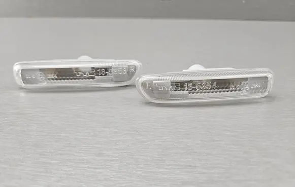 BMW 3 E46 Front fender indicator light 2228591 2228592 63132228591