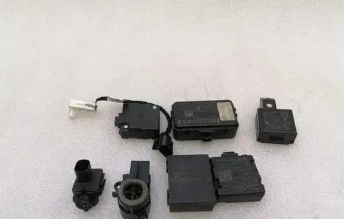 Jaguar I-Pace Central body control module K8D215K602BB