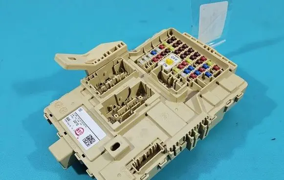 Hyundai i30 Fuse box set 91955G4110 IMPRK1563666