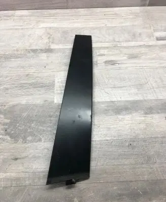 Volkswagen PASSAT B7 (A) pillar trim