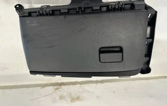 Toyota Yaris XP210 Glove box 55433K0060 55045K0030