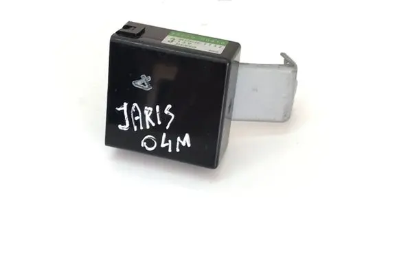 Toyota Yaris Other control units/modules 886500D010 MB2771001732