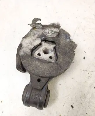 Engine mount bracket