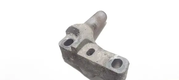 Skoda Octavia Mk1 (1U) Engine mounting bracket hl315m10 hl3.15m10
