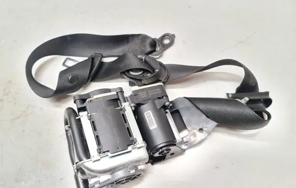 Mercedes-Benz E W212 Front seatbelt 621933200E N1660165126