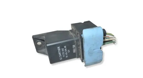Peugeot 308 SW Glow plug pre-heat relay 9640469680