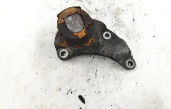 Audi A6 S6 C6 4F Engine mounting bracket 4F0199343F