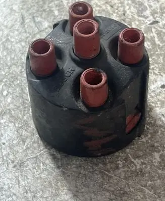 Skoda Octavia Mk1 (1U) Spark distributor cap 1230591040