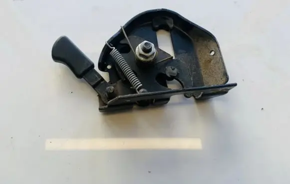 Volkswagen PASSAT B4 Seat back rest lock catch 357885737