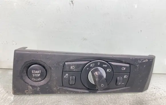 BMW 5 E60 E61 Light switch 6988555