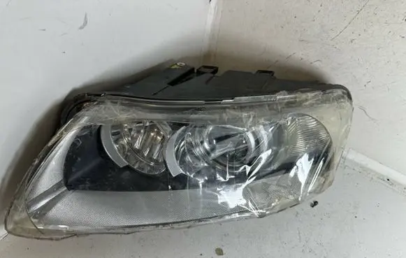 Audi A6 S6 C6 4F Headlight/headlamp