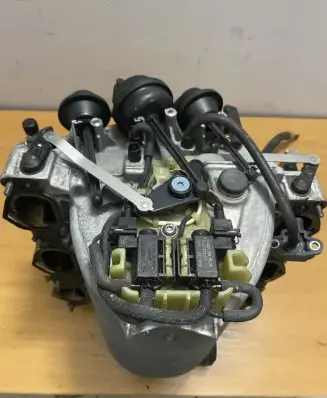 Mercedes-Benz E W212 Intake manifold A2721402401
