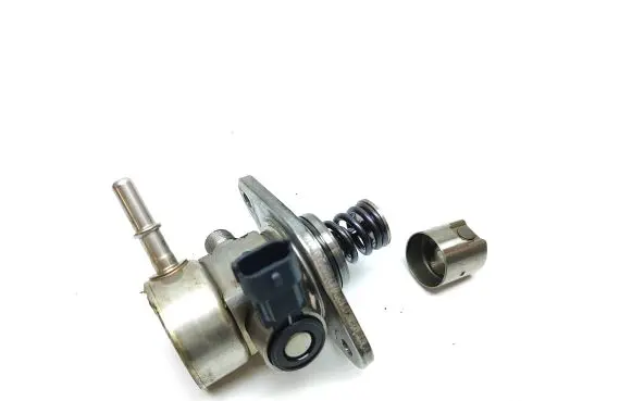 Maserati Levante Fuel injection high pressure pump 06620KA PHP099085 DR0136868C