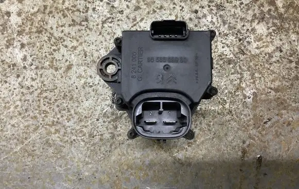 Heater blower motor/fan resistor
