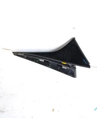 Cupra Born Tailgate trim 10A827939A
