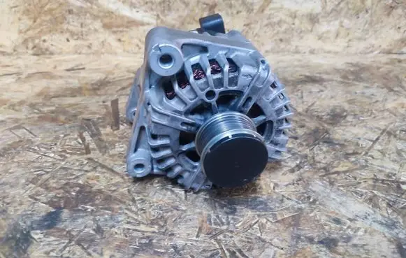 BMW 5 F10 F11 Generator/alternator LRA03399