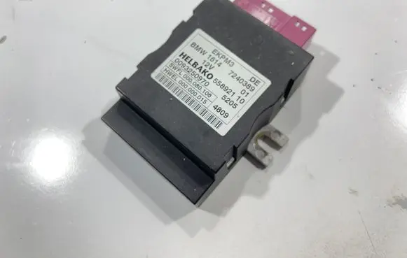 BMW 7 F01 F02 F03 F04 Fuel injection pump control unit/module 7240389