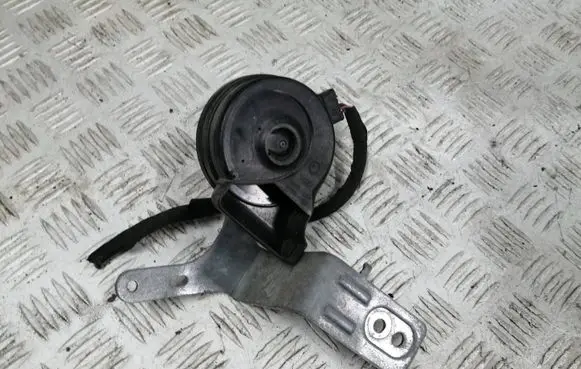 Renault Captur II Horn buzzer relay 256103120R 6L07072020 1560G07