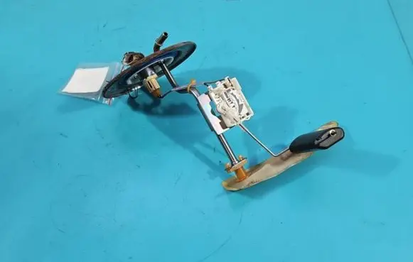 Fuel level sensor