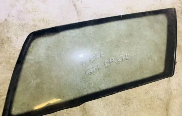 Mazda 626 Rear side window
