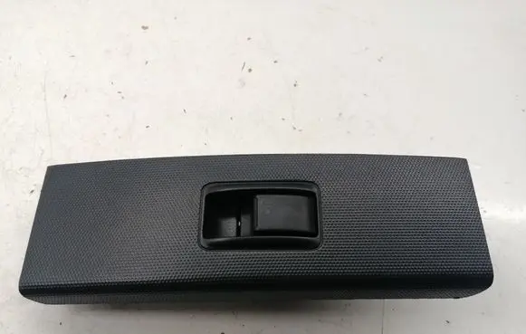 Toyota Corolla Verso AR10 Electric window control switch 848100F010 742310F030