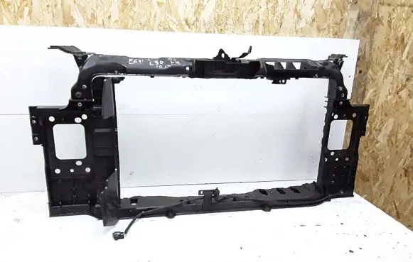Hyundai i30 Radiator support slam panel
