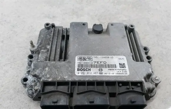 Ford Focus Engine control unit/module ECU 7M5112A650UD