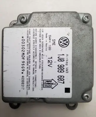 Volkswagen PASSAT B5 Airbag control unit/module 1J0909607