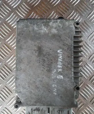 Chrysler Voyager Engine control unit/module 04745860 64490 7246AD