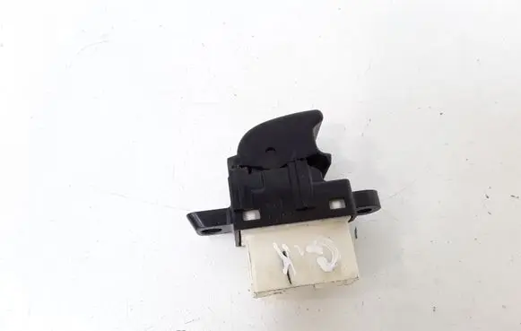Mazda 6 Electric window control switch
