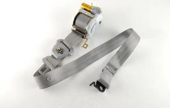 Hyundai Centennial Front seatbelt