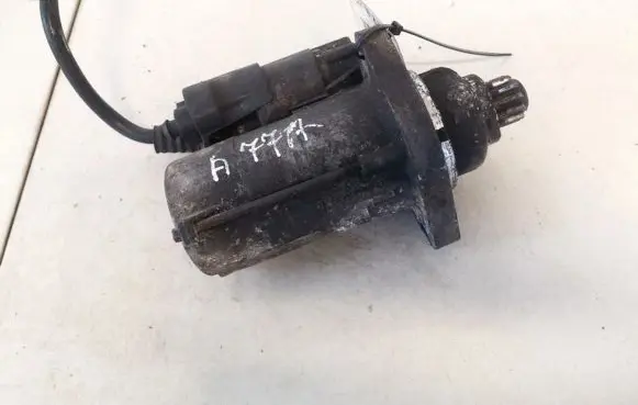 Volkswagen PASSAT B6 Starter motor