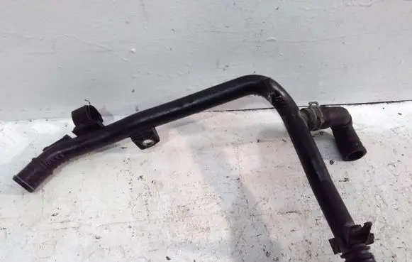 Skoda Yeti (5L) Engine coolant pipe/hose 03L121065AJ
