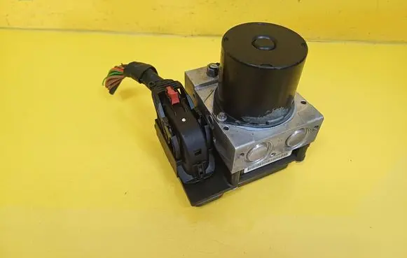 Skoda Fabia Mk1 (6Y) ABS Pump 0265950347 0265234117 6Q0907379T