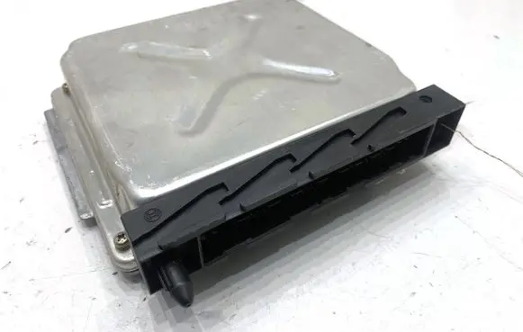 Volvo S70 V70 V70 XC Engine control unit/module ECU