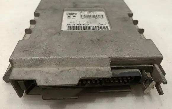 Peugeot 306 Engine control unit/module 16238124 9621756480