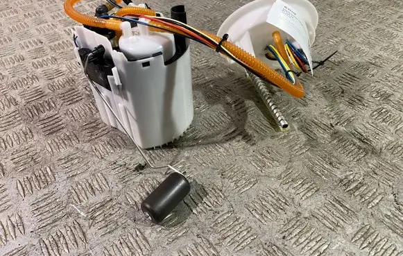 Volvo XC60 In-tank fuel pump 31478637