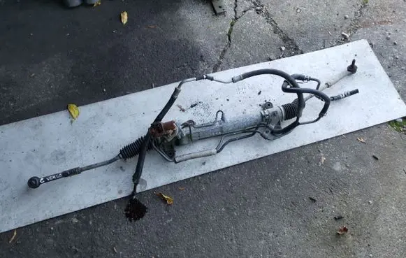 Toyota Corolla Verso AR10 Steering rack