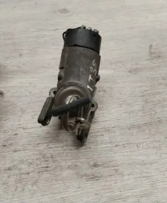 Volkswagen II LT Ignition lock 000545810