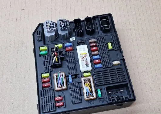 Renault Scenic III - Grand scenic III BSM Control unit 284B69009R