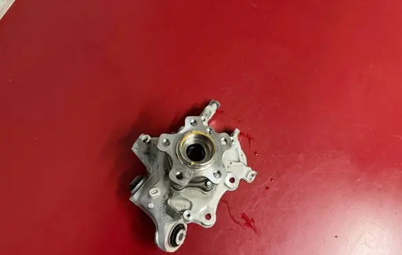 BMW X3 G45 Rear wheel hub 8836100 8836198 33308836100
