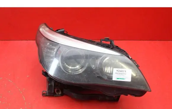 BMW 5 E60 E61 Headlight/headlamp 7044672