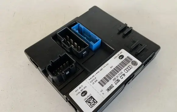 Audi Q7 4L LED ballast control module 4L0907289K 4L0910289K 5DK00876261