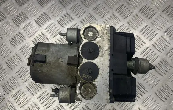 Audi A6 S6 C4 4A ABS Pump 8D0614111