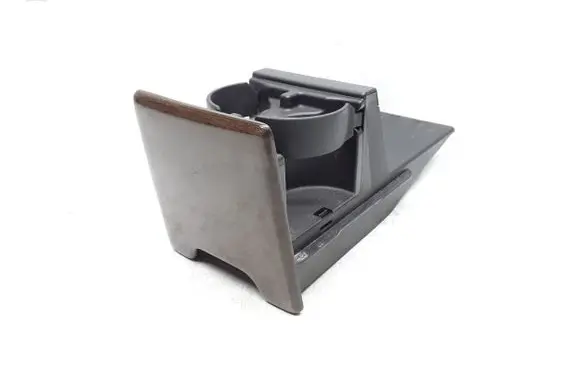 Volvo XC90 Cup holder 8674938