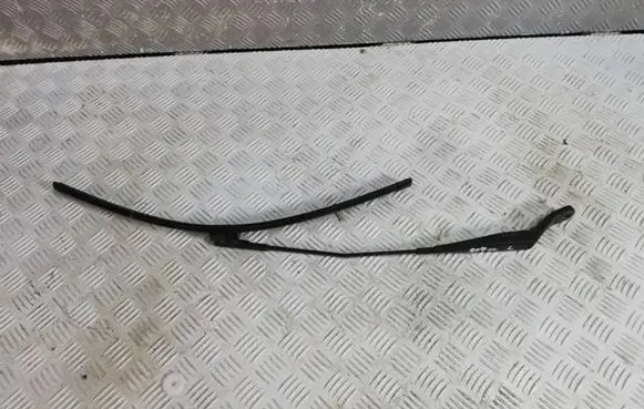 Peugeot 207 CC Front wiper blade arm