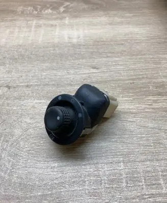 Renault Scenic I Wing mirror switch 071206
