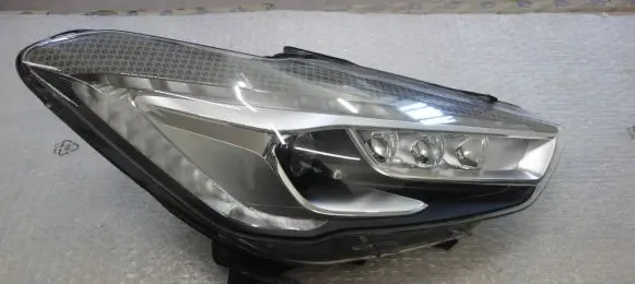 Citroen DS5 Headlight/headlamp 9808717680 19K5T1