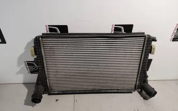 Skoda Octavia Mk2 (1Z) Intercooler radiator 1K0145803AJ