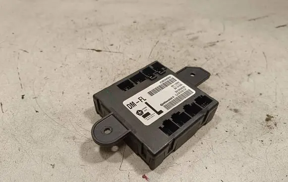 Jeep Grand Cherokee Door control unit/module 68245459AB